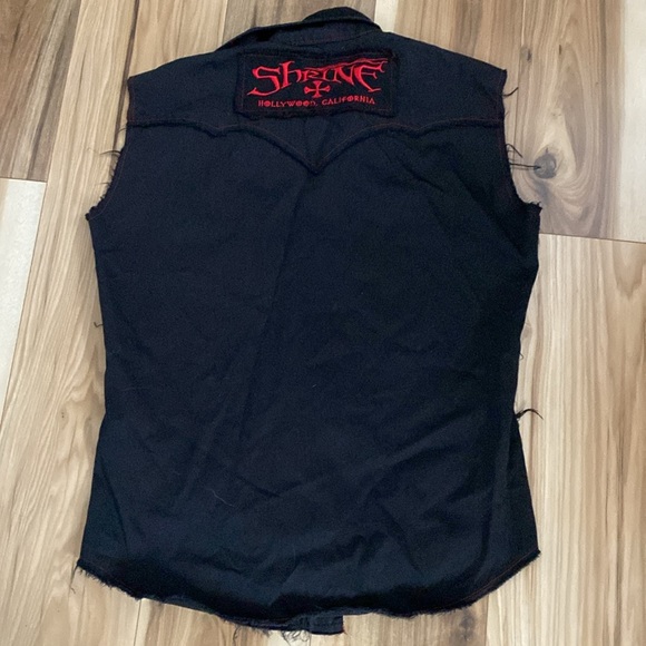 Shrine Gothic red skull sleeveless vest shirt - Picture 2 of 7